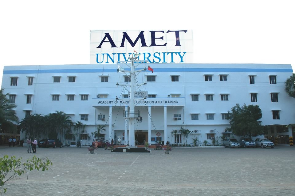 Amet University campus image